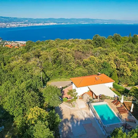 - Sambije With Swimming Pool, - Opatija Appartamento