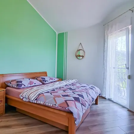 - Sambije With Swimming Pool, - Opatija Lejlighed