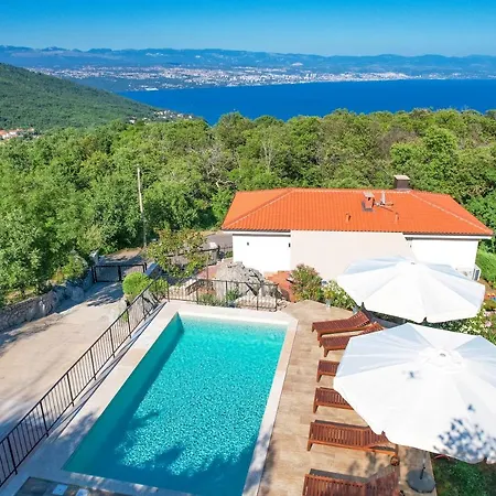 Lejlighed - Sambije With Swimming Pool, - Opatija *