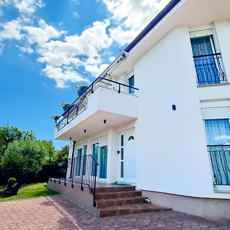 - Sambije With Swimming Pool, - Opatija *