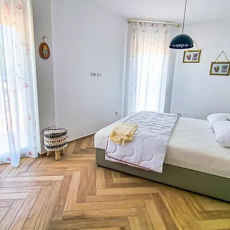 - Sambije With Swimming Pool, - Opatija דירה Dobreć