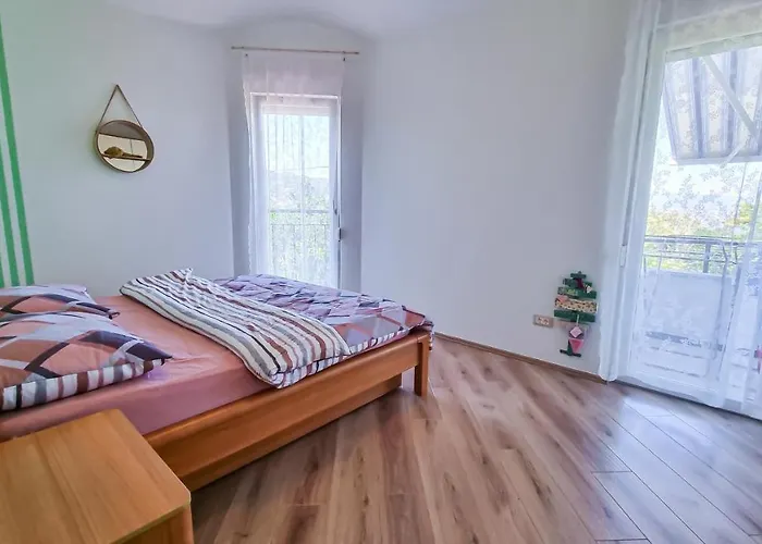 - Sambije With Swimming Pool, - Opatija Διαμέρισμα Dobreć