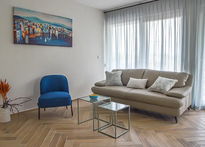 - Sambije With Swimming Pool, - Opatija Διαμέρισμα *