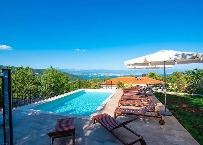 - Sambije With Swimming Pool, - Opatija *